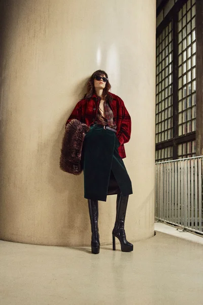 Look 8